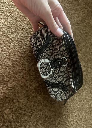 Косметичка guess