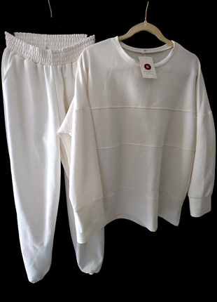 Спортивний костюм