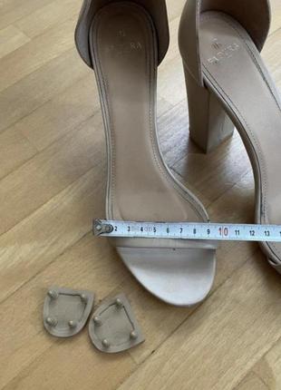 Жіночі туфлі,туфлі на каблуку,жіночі босоніжки 39р,сандалі5 фото