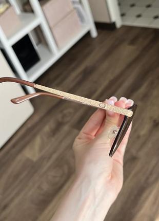 Солнцезащитные очки гуess