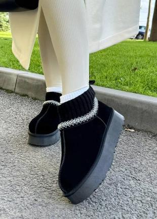Короткие замшевые угги с носком, трендовые угоди с вышивкой 39р - 25 см код 11435