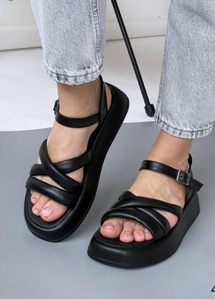 Босоножки женские кожаные черные сандалии