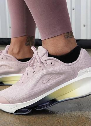 Нові кросівки nike