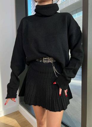 Трендовый вязаный костюм с юбкой и свитером oversize