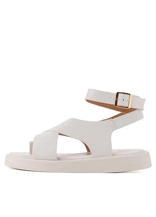 Босоножки женские в четырех цветах эко кожа платформа лето