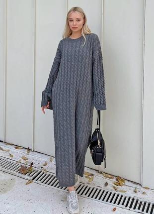 Довга вʼязана сукня з домішкою вовни