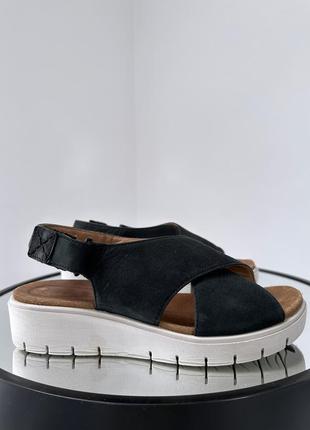 Качественные комфортные босоножки clarks