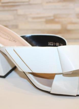 Шлепанцы женские белые на каблуке б1603