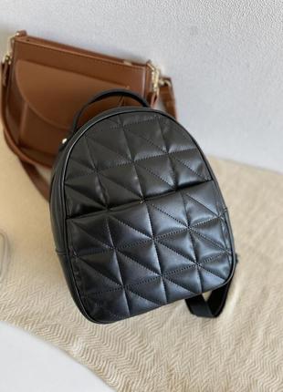 Чорний жіночий рюкзак рюкзачок середнього розміру міський портфель5 фото
