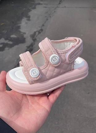Босоніжки для дівчинки
