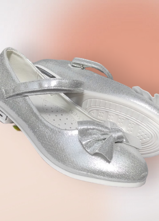 Туфли для девочки нарядные серебро блестящие праздничные с бантиком новые уценка маломер5 фото