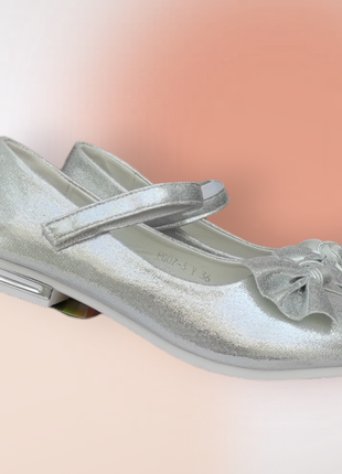 Туфли для девочки нарядные серебро блестящие праздничные с бантиком новые уценка маломер4 фото