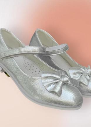 Туфли для девочки нарядные серебро блестящие праздничные с бантиком новые уценка маломер3 фото