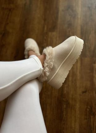 Жіночі уггі