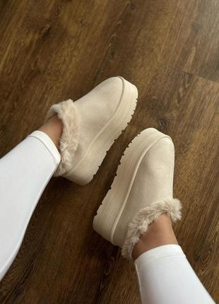 Жіночі уггі