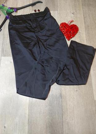 Брюки атласные, укороченные