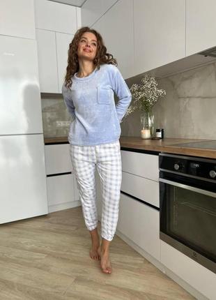 Зимова жіноча піжама двійка штани і кофта з махри яскрава піжама для дому та сну