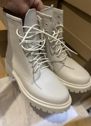 Ботинки женские