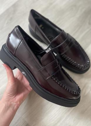 Лофери зара zara туфлі бордові бордо бургунді