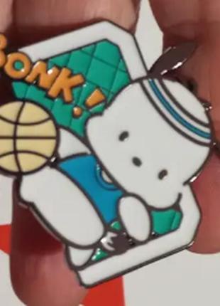 Значок пін брош метал емаль футболіст pochacco почакко