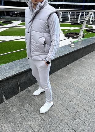 Мужской костюм тройка ( костюм+жилетка)