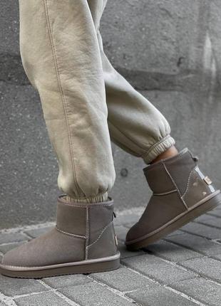 Женские угги ugg classic mini beige мини бежевого цвета