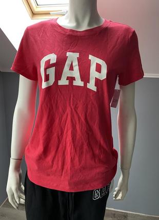 Футболка gap