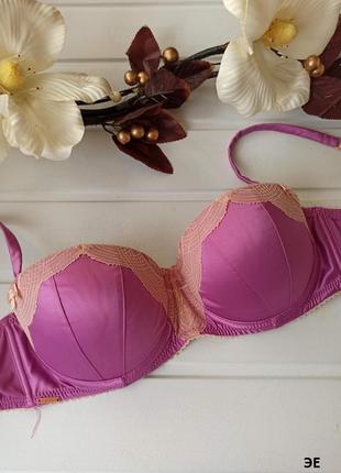 Красивый сатиновый бюстгальтер балконетт с маленьким пуш-ап  80с