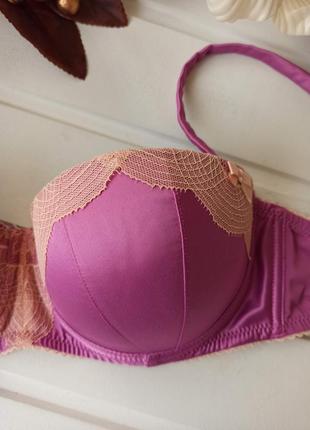 Красивый сатиновый бюстгальтер балконетт с маленьким пуш-ап  80с2 фото