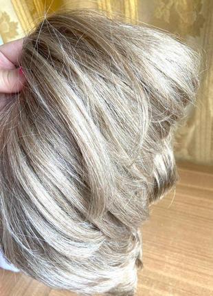 Перука попелястий-каре с челкой /корея/.