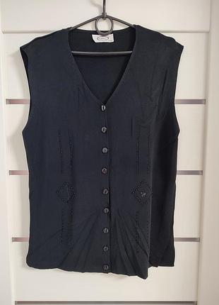 Жилет жилет