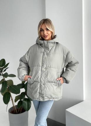 Тепленькая, стильная курточка с фиксаторами женская s m l xl удлиненная плащевка на силиконе легкая