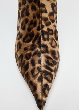 Леопардові ботильйони зара zara черевики на підборах на каблуку і тонкими підборами і...