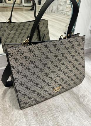 Сумка шкіряна  guess