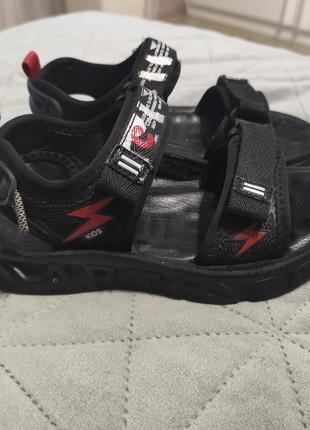 Босоніжки для хлопчика