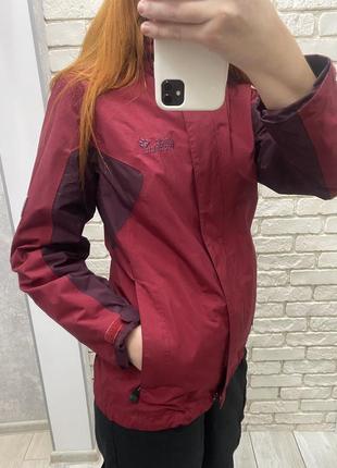 Мембранна куртка jack wolfskin