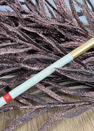 Оригінал контурний олівець gucci crayon contour des lévres lip liner 04
