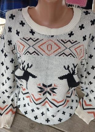 Свитер