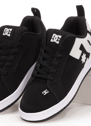 Dc shoes