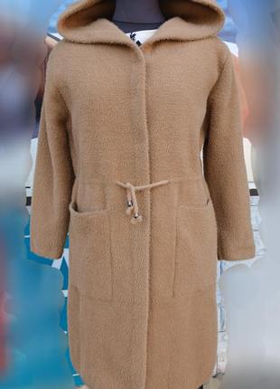 Стильне тепле молодіжне пальто