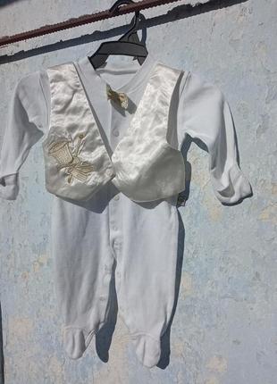 Чоловічок святковий в ідеальному стані