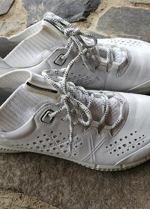 Женские кроссовки ecco
