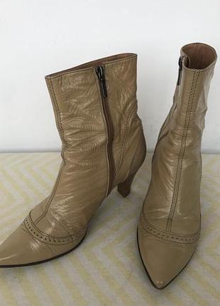 Кожаные лаковые полусапоги pasolini