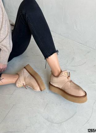 Дутики угги бежеві нюд на високій підошві платформі танкетці масивній