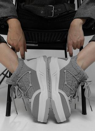 Жіночі теплі кросівки на осінь та зиму