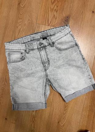 Шорты мужские джинсовые короткие эластичные серые h&m, размер m.