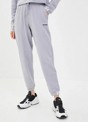 Штани-джогери adidas