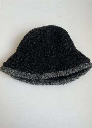 Капелюх жіночий