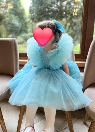 Святкова сукня для дівчинки
