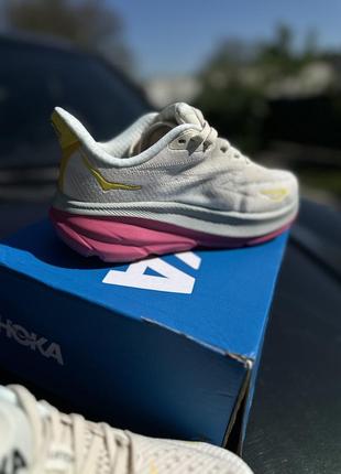 Кроссовки hoka clifton 97 фото